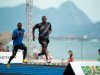 Bolt llevó su velocidad a la playa de Copacabana