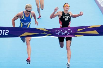 La campeona olmpica Nicola Spirig deja el triatln dos aos para disfrutar de su maternidad