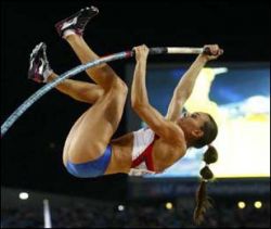 Yelena Isinbayeva confa en superar record mundial en Londres